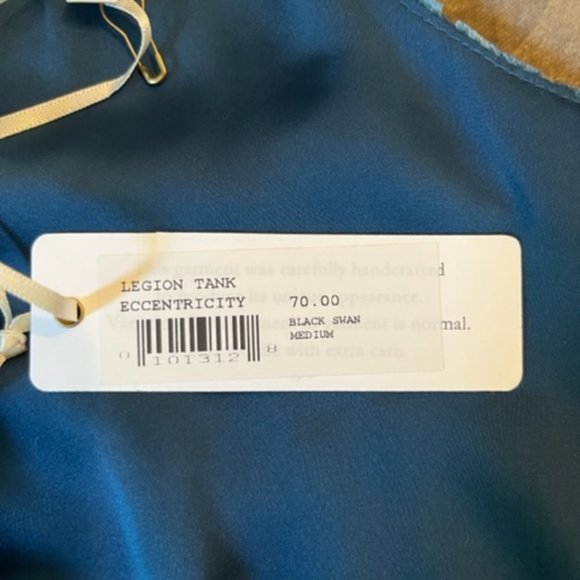 𝅺NWT Black Swan Teal velvet spaghette strap gorgeous blouse - Picture 9 of 10